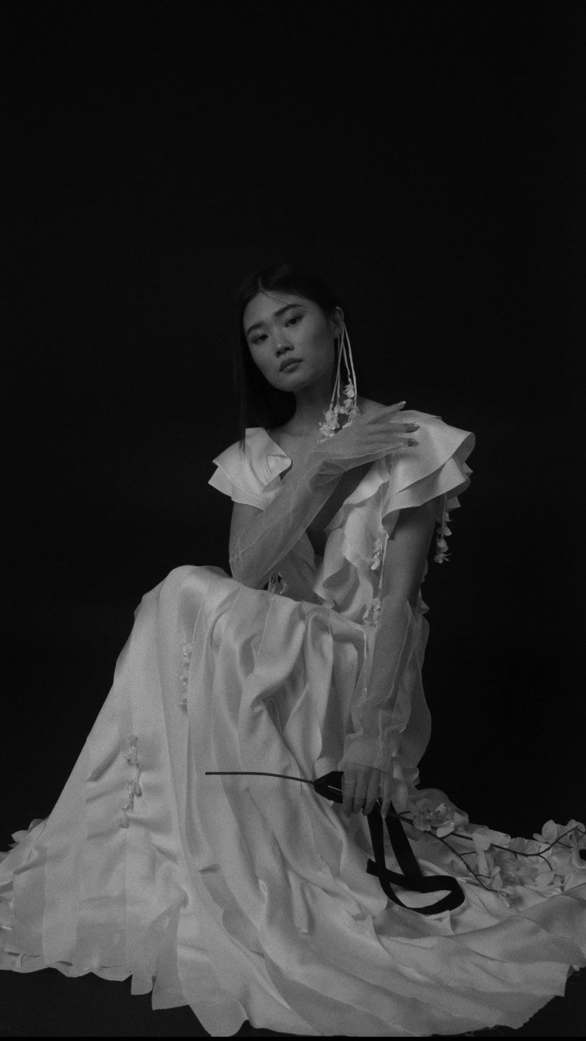 Cascading Silk
